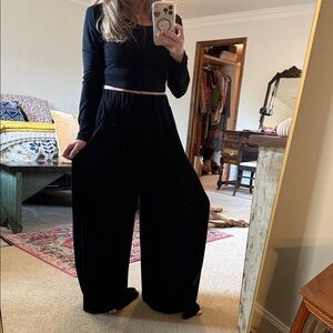 Free People Movement 2 Piece Set Crop Top and wide Leg Pants Size Medium